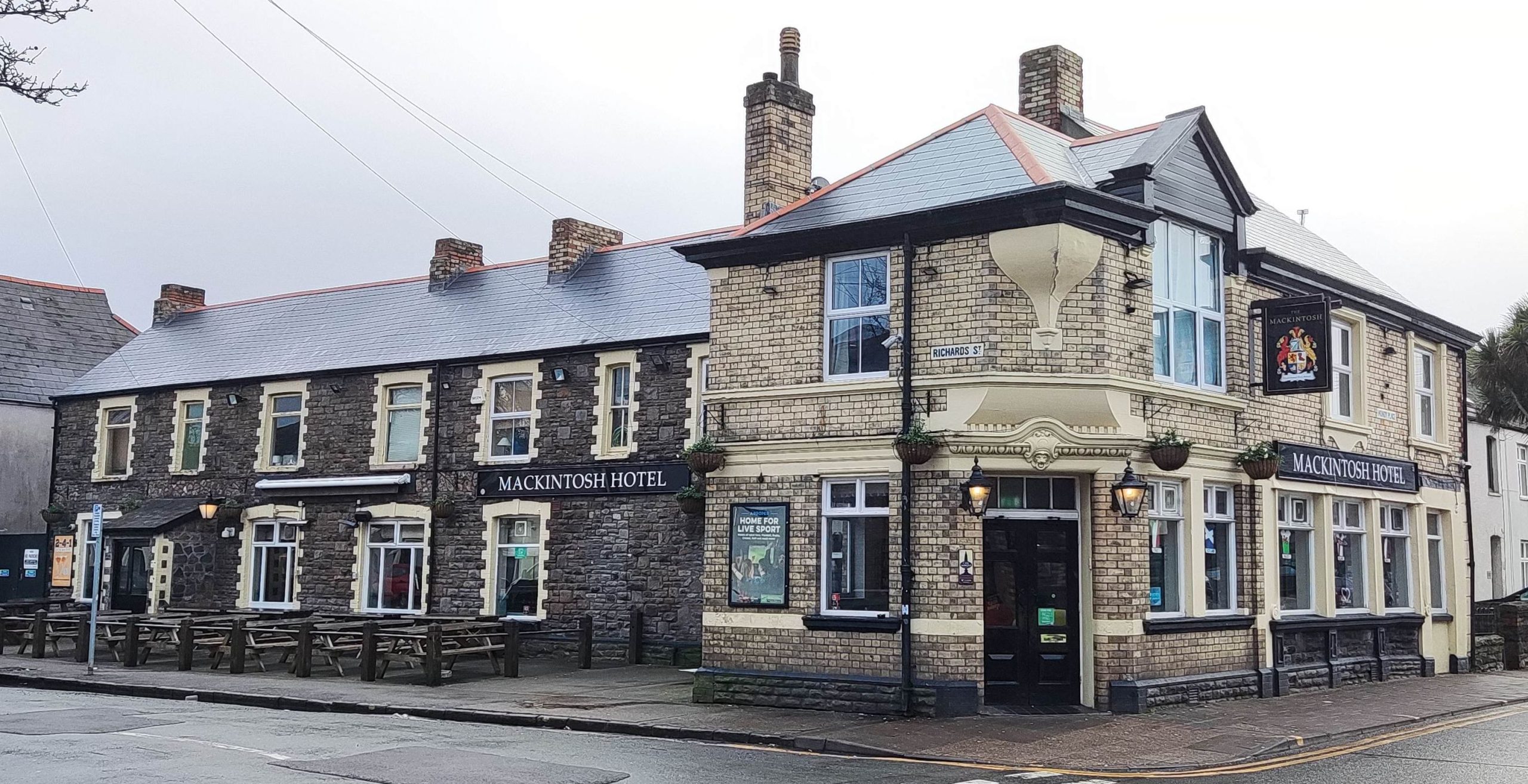 Photo of The Mackintosh pub Cardiff